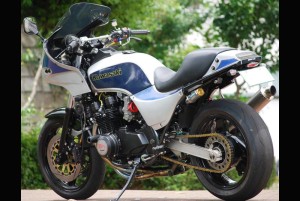 GPZ750F用続々と
