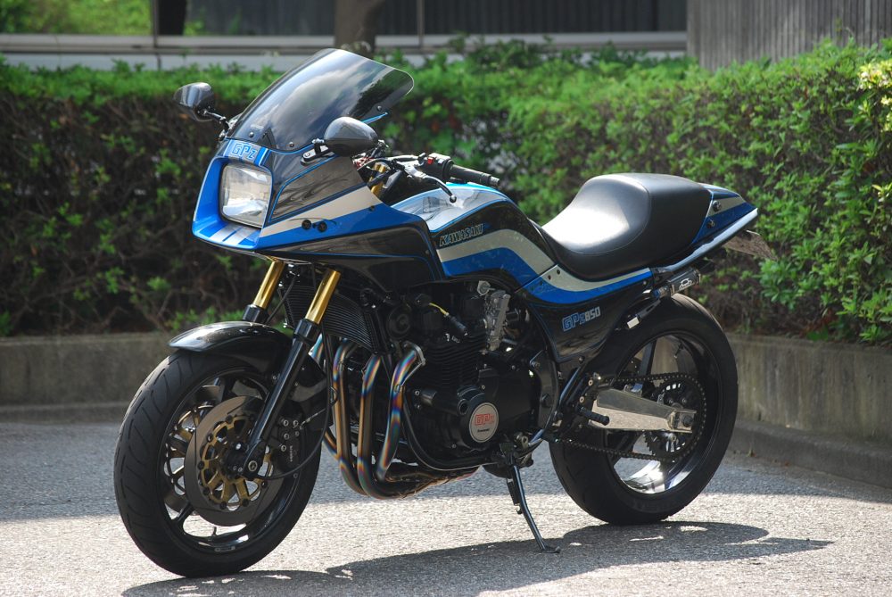 GPZ750F