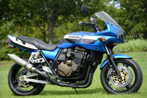 KAWASAKI ZRX1200S