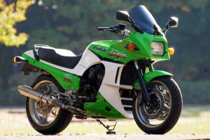 KAWASAKI GPZ900R