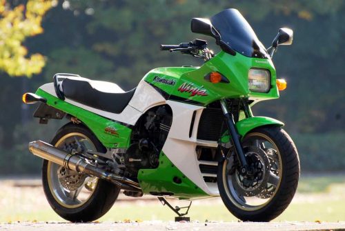 KAWASAKI GPZ900R