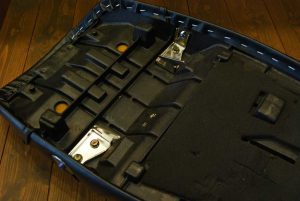 Bagus!シートブラケットゼファー750/ゼファー1100用