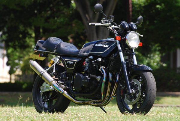 KAWASAKI ZEPHYR750<br>KAKEI