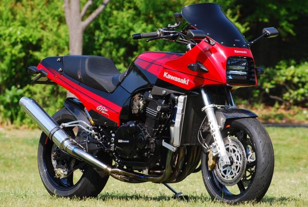 KAWASAKI GPZ900R<br>MURAKAMI