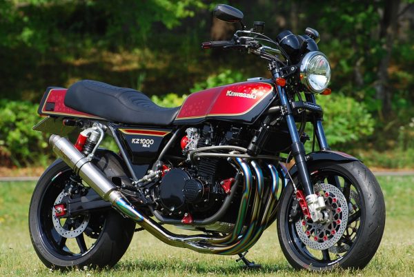 KAWASAKI KZ1000MK2<br>FUZITA