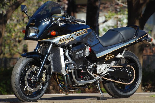 GPZ900Rカスタムマシンアップしました！