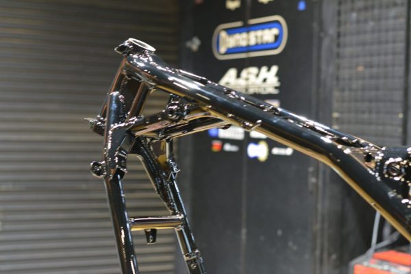 ゼファー1100 パウダーコート