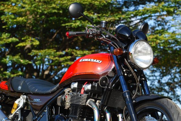 ゼファー1100用ADDハンドルストッパー