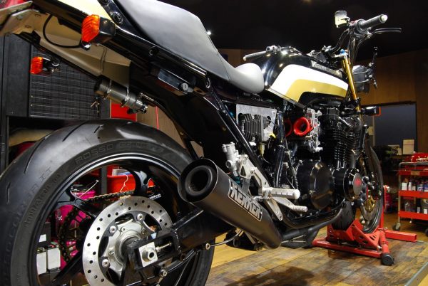 GPZ750F NEWアイテム FCR