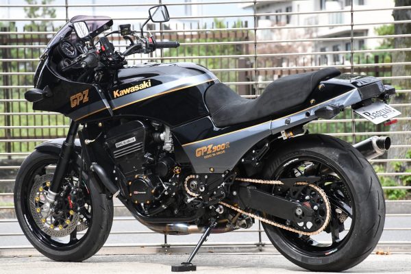 GPZ900Rカスタムマシンアップしました！