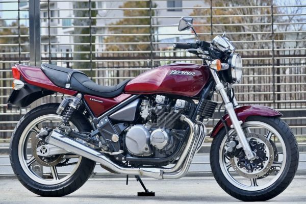 KAWASAKI ZEPHYR400