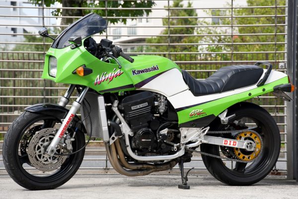 “BIKE SALES” GPZ900R