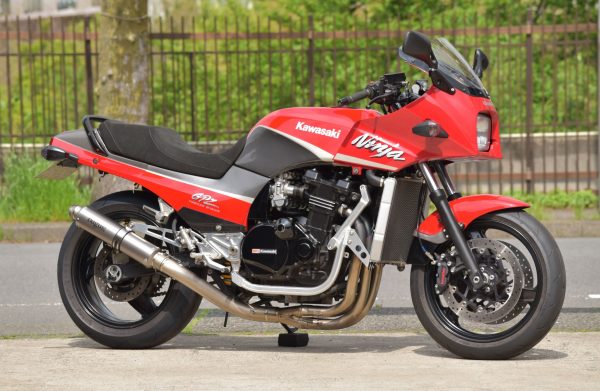 KAWASAKI GPZ900R A10 CUSTOM
