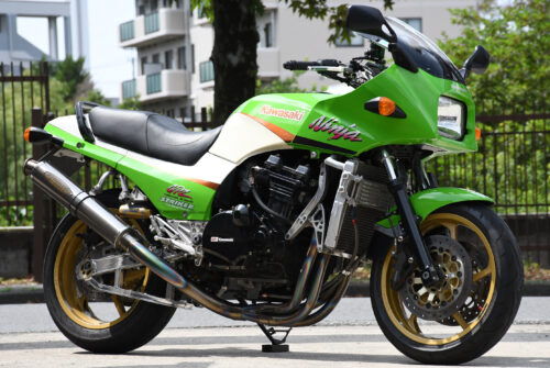 KAWASAKI GPZ900R